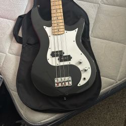 Behringer Guitar