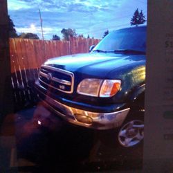 1999 Toyota Tundra (Missing Title No Keys)
