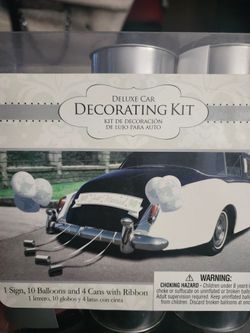 Deluxe Car Decorating Kit JUST GOT MARRIED