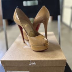 Christian Louboutin Lady Peep Heels