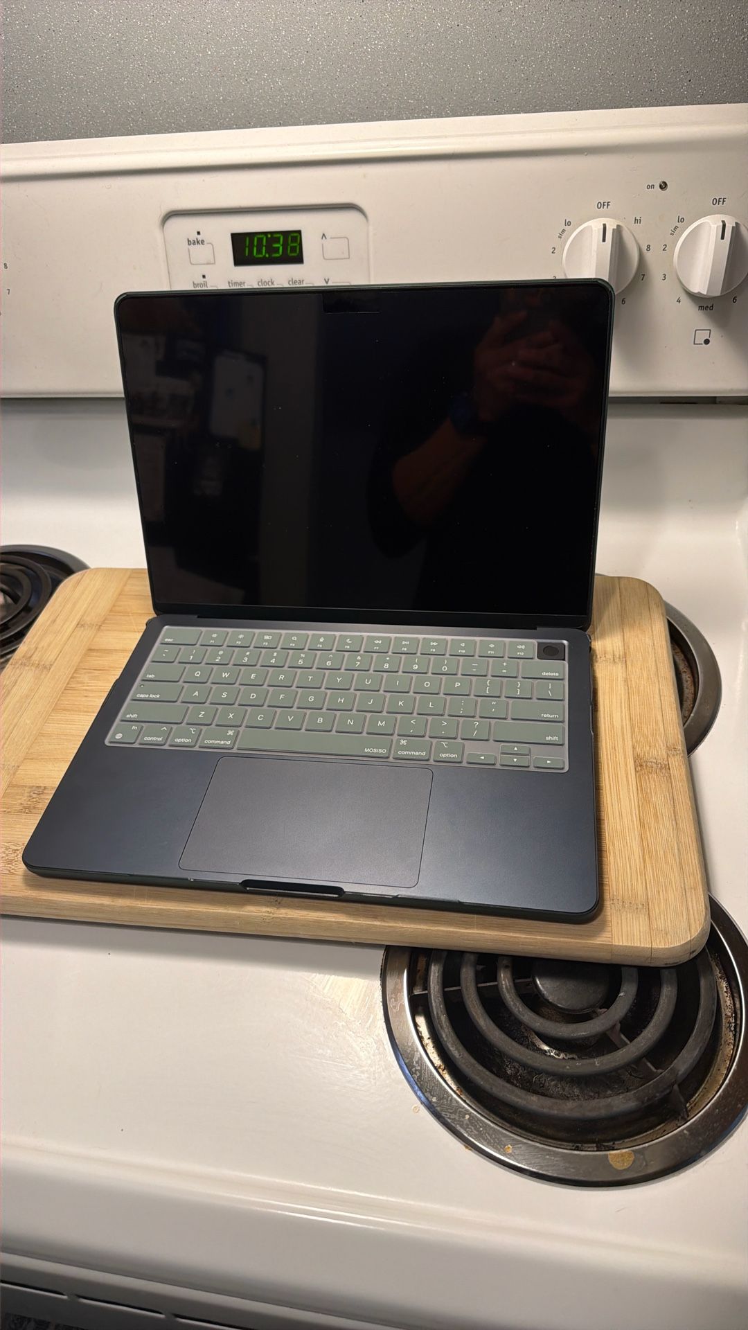 Like New 2024 MacBook Air 13.6 In