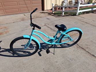 CONCORD 24 INCH WHEELS GIRLS BEACH CRUISER