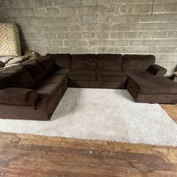 Brown Wrap Around Sectional Couch “WE DELIVER”