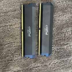 DESKTOP RAM Crucial Pro DDR5 RAM 32GB Kit (2x16GB) 6400MHz CL38, Overclocking Desktop Gaming Memory, Intel XMP 3.0 & AMD Expo Compatible – Black CP2K1