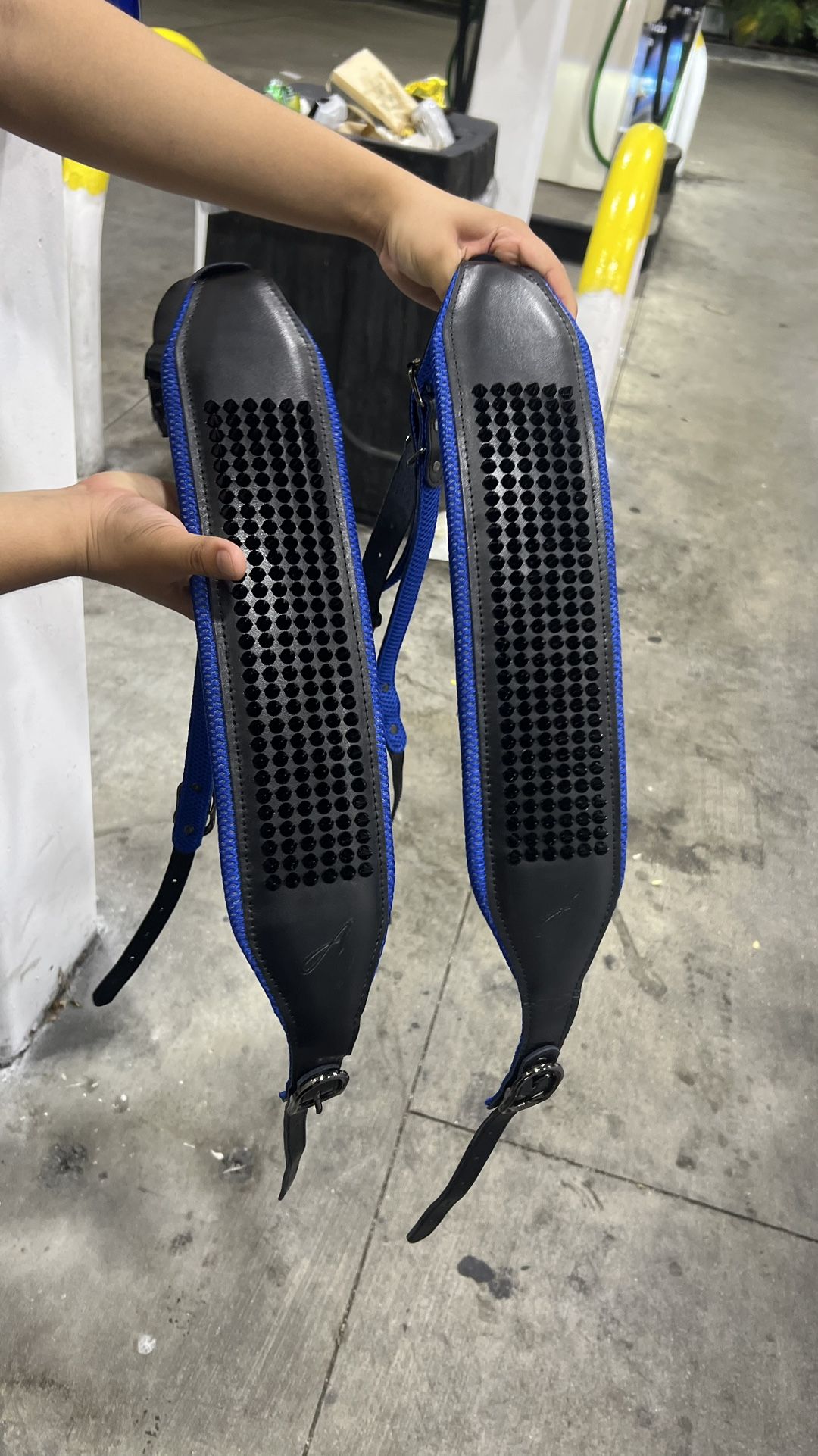 Alucinico Accordion Straps