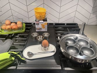 All About Eggs: cooking/ serving