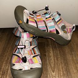 Keen Girls Sandals Size 2 