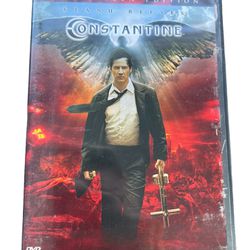 Constantine (DVD, 2005) Keanu Reeves  Immerse yourself in the dark and thrilling world of Constantine with this DVD. Starring Keanu Reeves, this horro