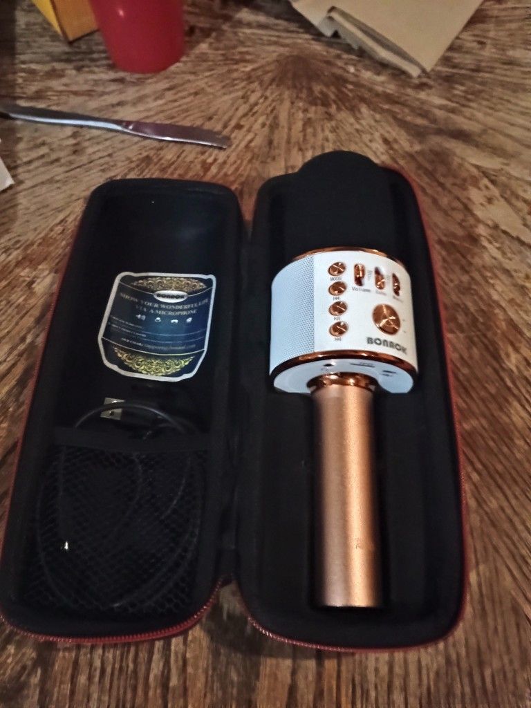 Bonoak Wireless Bluetooth Karaoke Microphone,3-in-1 Portable Handheld Karaoke Mic Speaker Machine