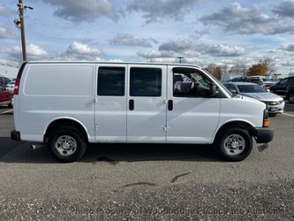 2017 Chevrolet Express 2500