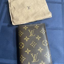 Louis Vuitton New Authentic Passport Cover
