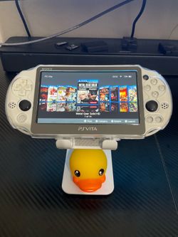 Ps vita 2000/128GB/4000+Games