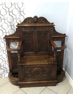 Antique Solid Wood Entry Way Vintage Umbrella Holder/Chest