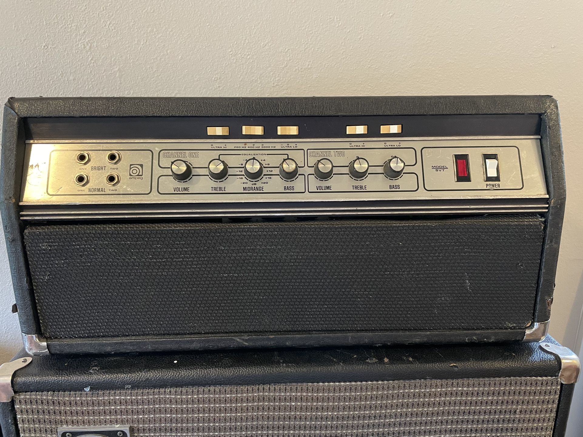 Ampeg SVT-15T メンテナンス済 完動品 Ampeg SVT-15T メンテナンス済 完動品