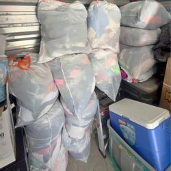 12Bags Good Clean Condition Mixed Clothes ShoesAdults /Kids No Select No Dig No Pick No Choose.60$