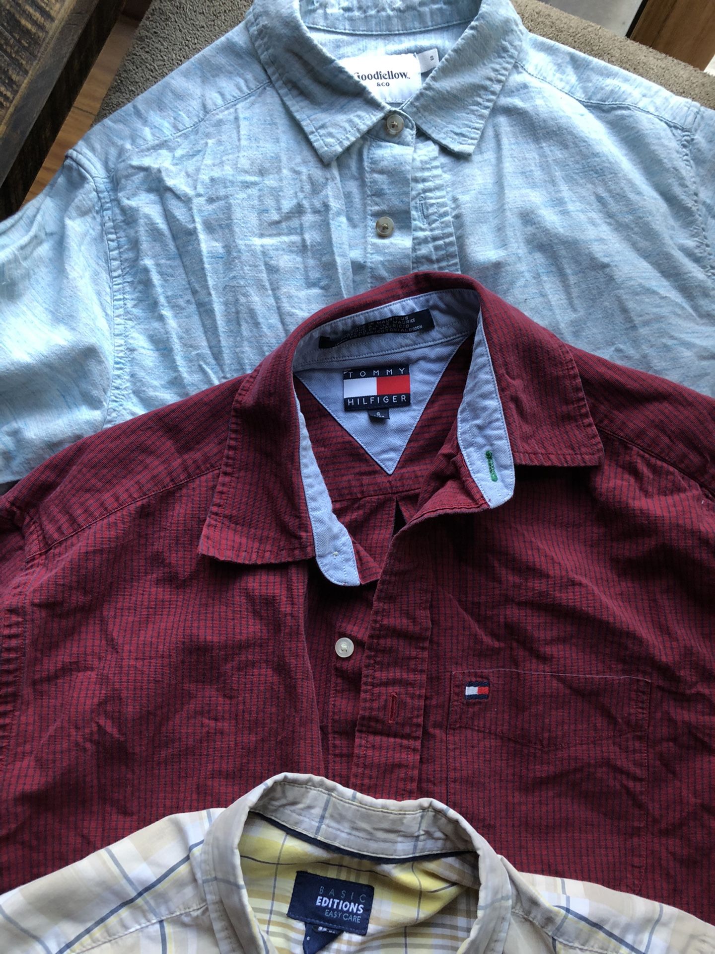 Men’s Tshirts, Polos, & Button Ups