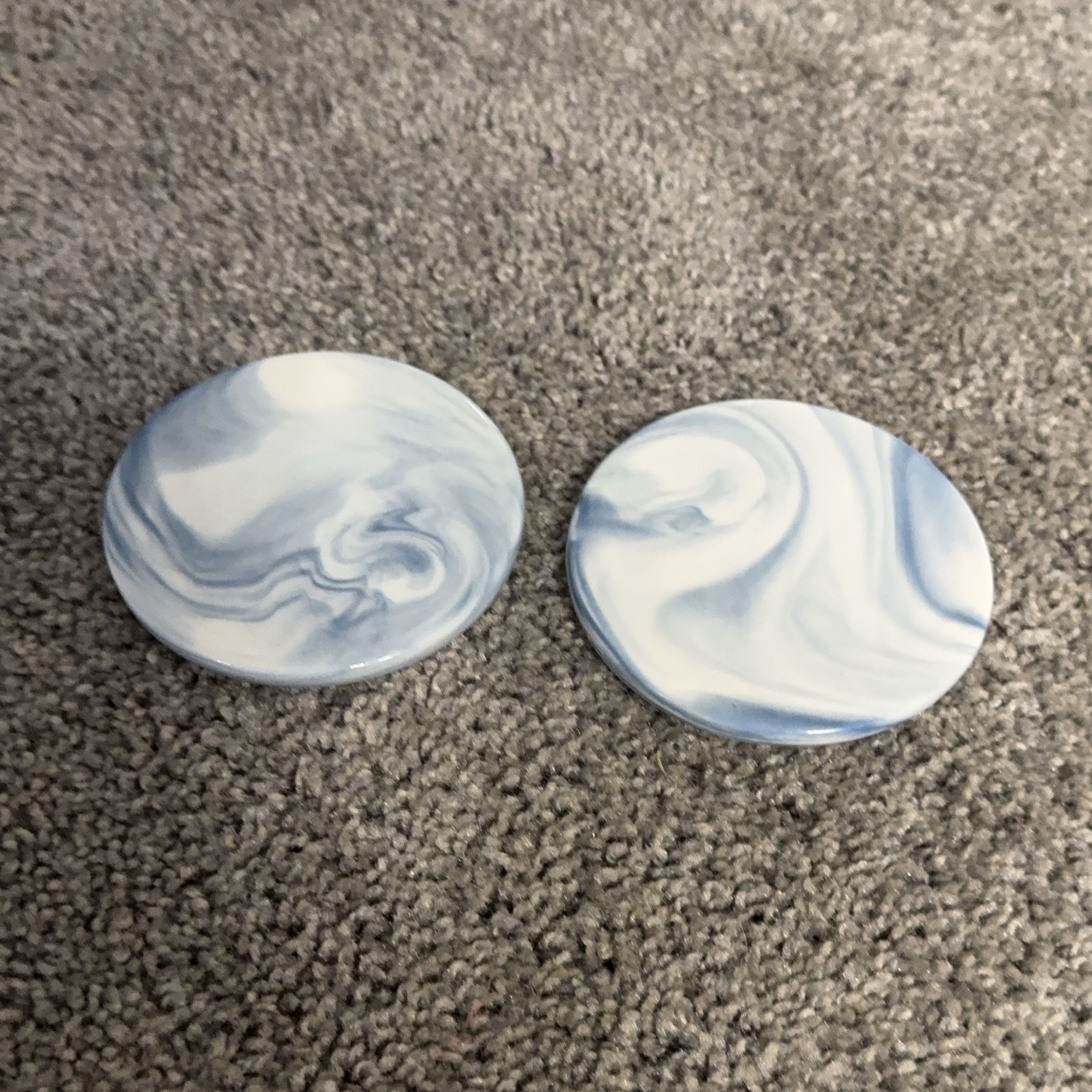 2 Blue and White Marble Pattern Coasters