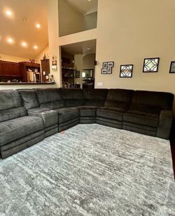 Power reclining sectional