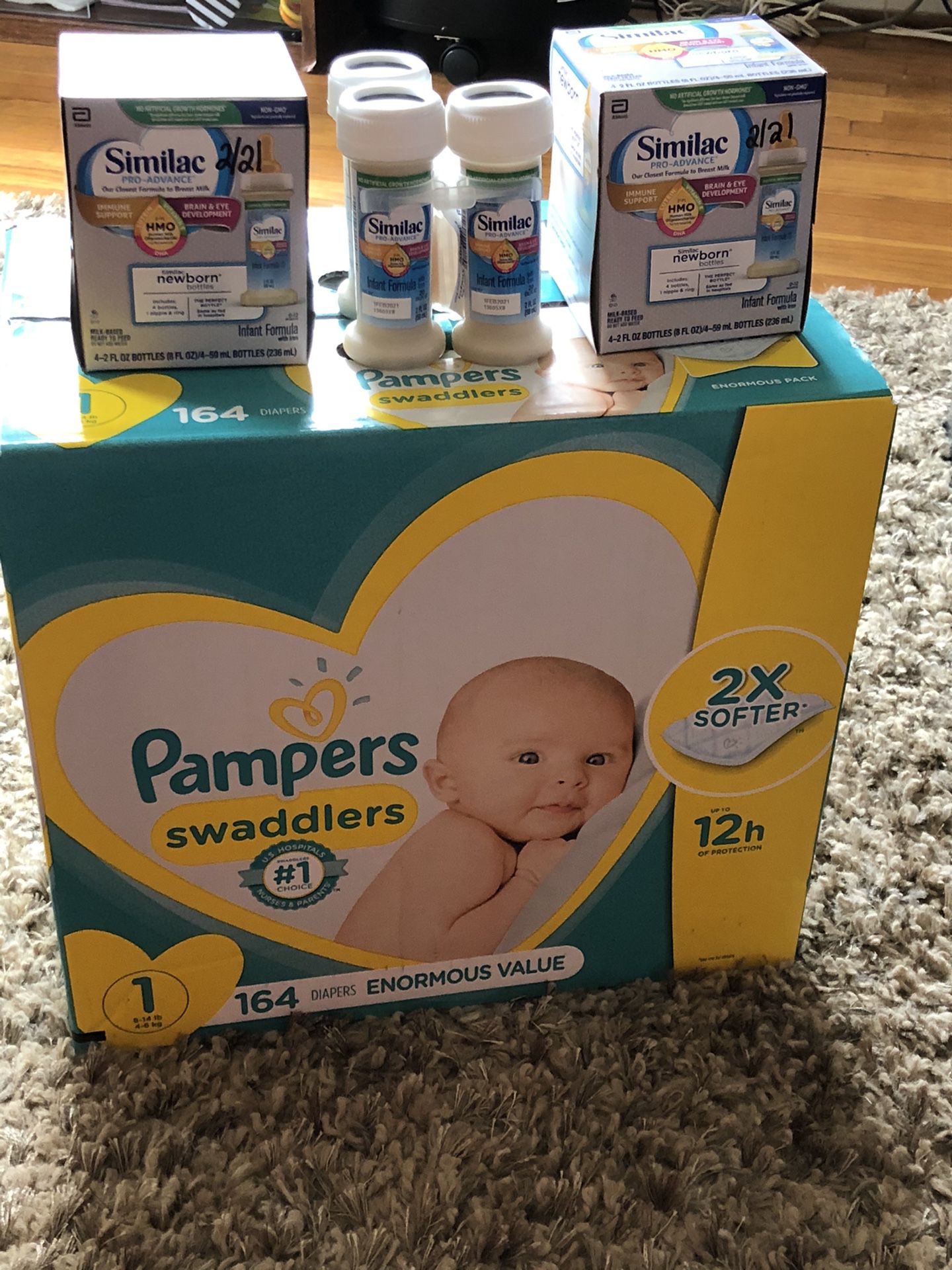 Similac Pro Advance and Pampers Swaddlers Bundle Size 1