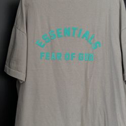Essentials Fear of God Oversized Logo Graphic Tee