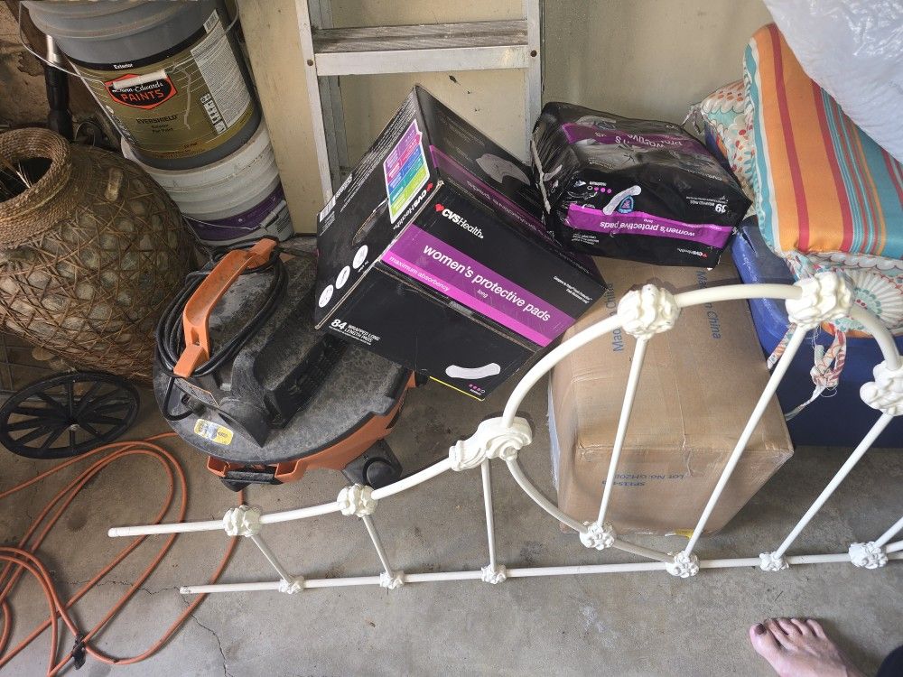 Heavy Iron Twin  Day Bed 