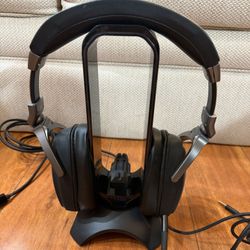 Headphone And Stand