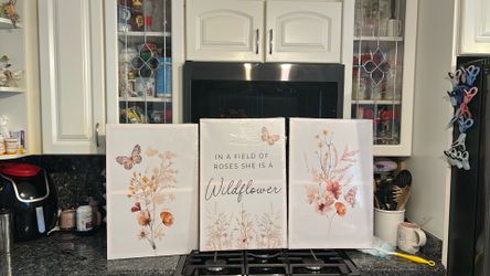 Wild flowers wall decor
