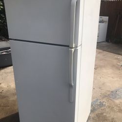 General Electric Refrigerator 