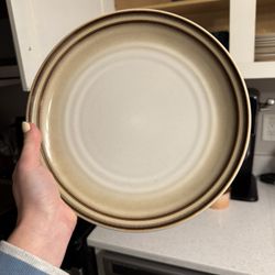 Noritake Stoneware Dinner Plates (10 Plates)