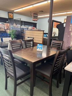 🔥Furniture Mart🔥Brand New 7pc Dining Set: Table with Six chairs $599, payment available, Delivery available.