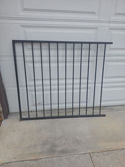 IRON GATE SMALL 54 WIDTH HIGHT 46 GLENDORA PICK UP