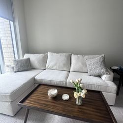Living Spaces Sofa - Excellent condition