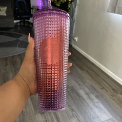 Starbucks Ombré Grid