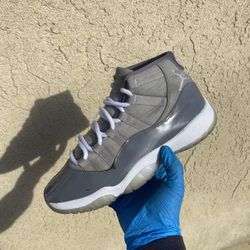 Jordan 11 Cool Grey Size 9.5 Mens