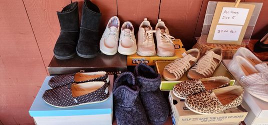 Assorted Women's Shoes Size 5