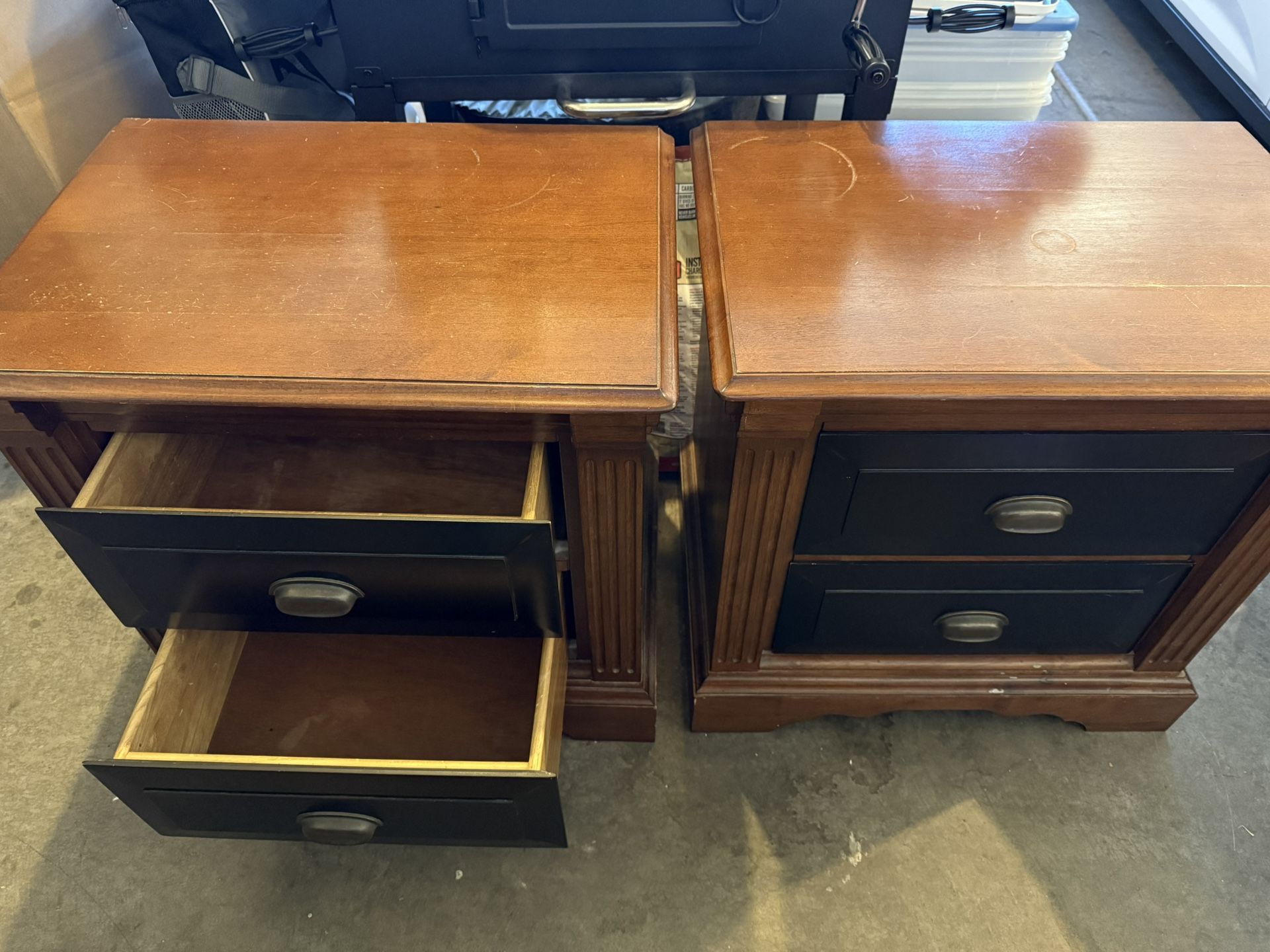 2 Side Tables 1 Dresser Drawers W/ Pullout Table