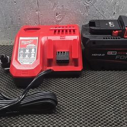Milwaukee  Battery  And  Charger 
