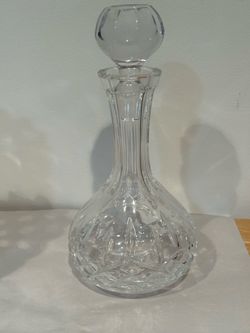Glass wine decanter