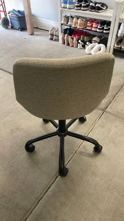 Upholstered Desk Chair