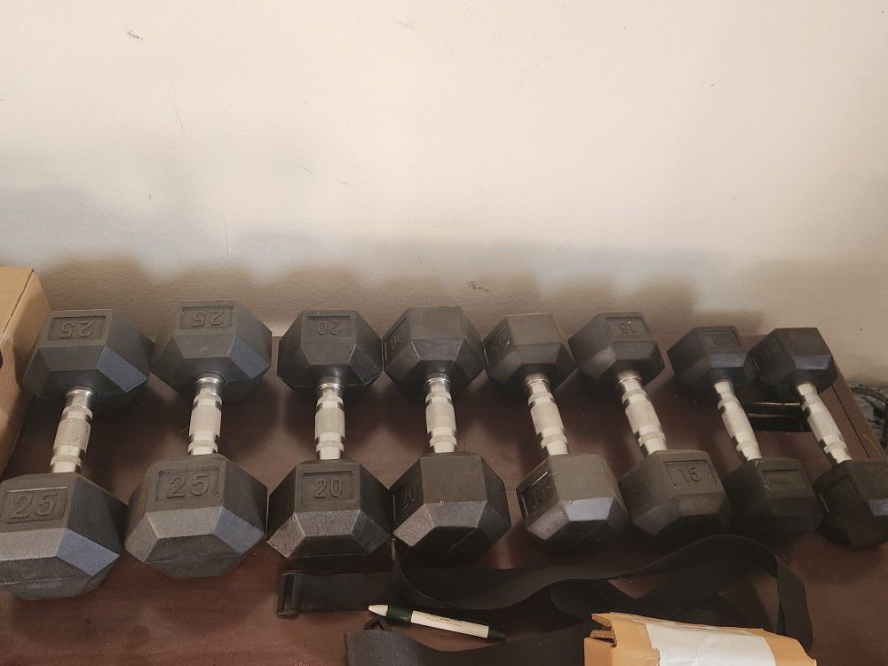 Rogue Rubber Hex Dumbells Set