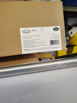 24 "brush nickel finish towel bar