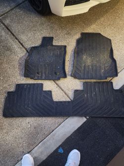2019-2025 Subaru Ascent All Weather Mats