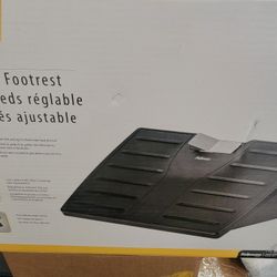 Adjustable Footrest