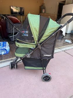 Dog stroller