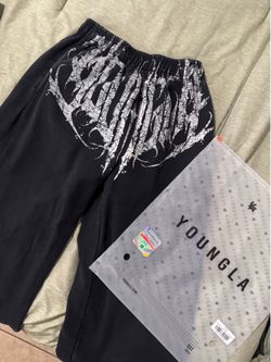 YOUNG LA OVERSIZED SWEATS