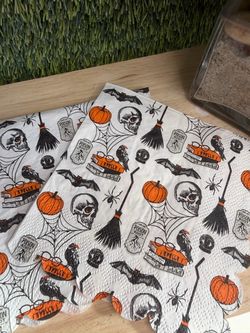 Paper napkins for decoupage