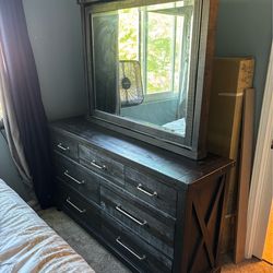 Solid Wood 7-Drawer Dresser with Mirror – Industrial Farmhouse Style