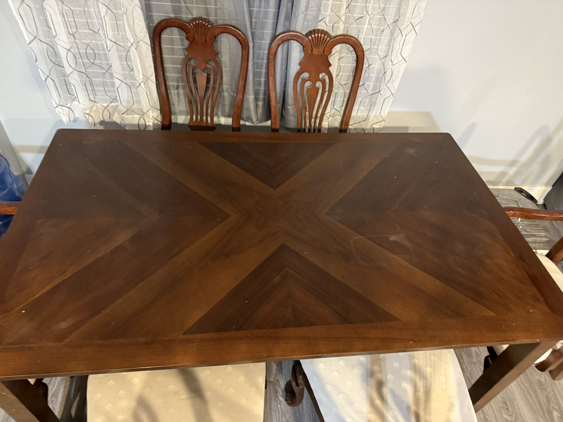 Dining Room Set, Table And 6 Chairs