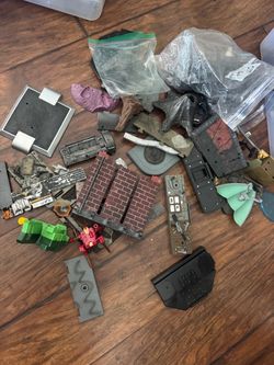 DC Marvel, WWE action figure lot, accessories, and backdrops build the figures