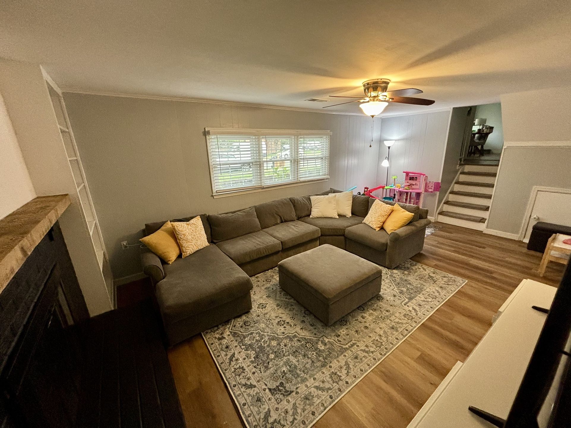 Sectional Sofa